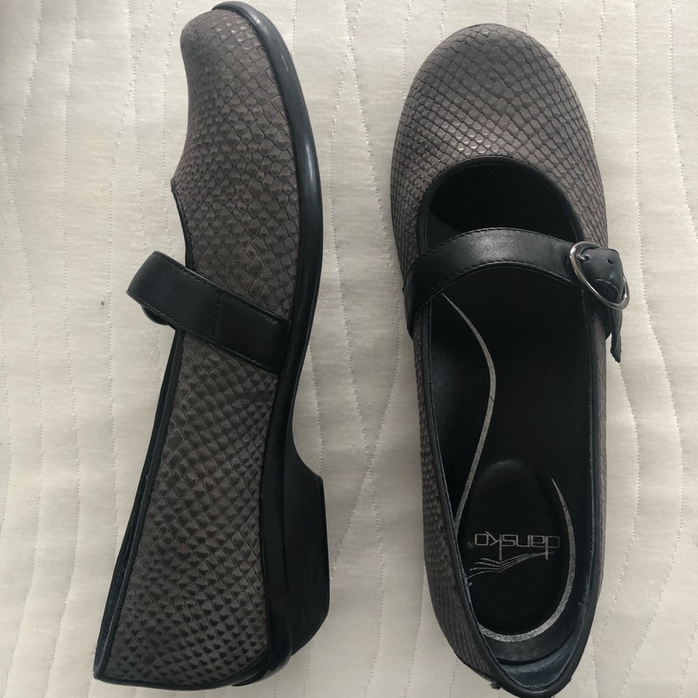 Dansko Gray Mary Jane flats 38